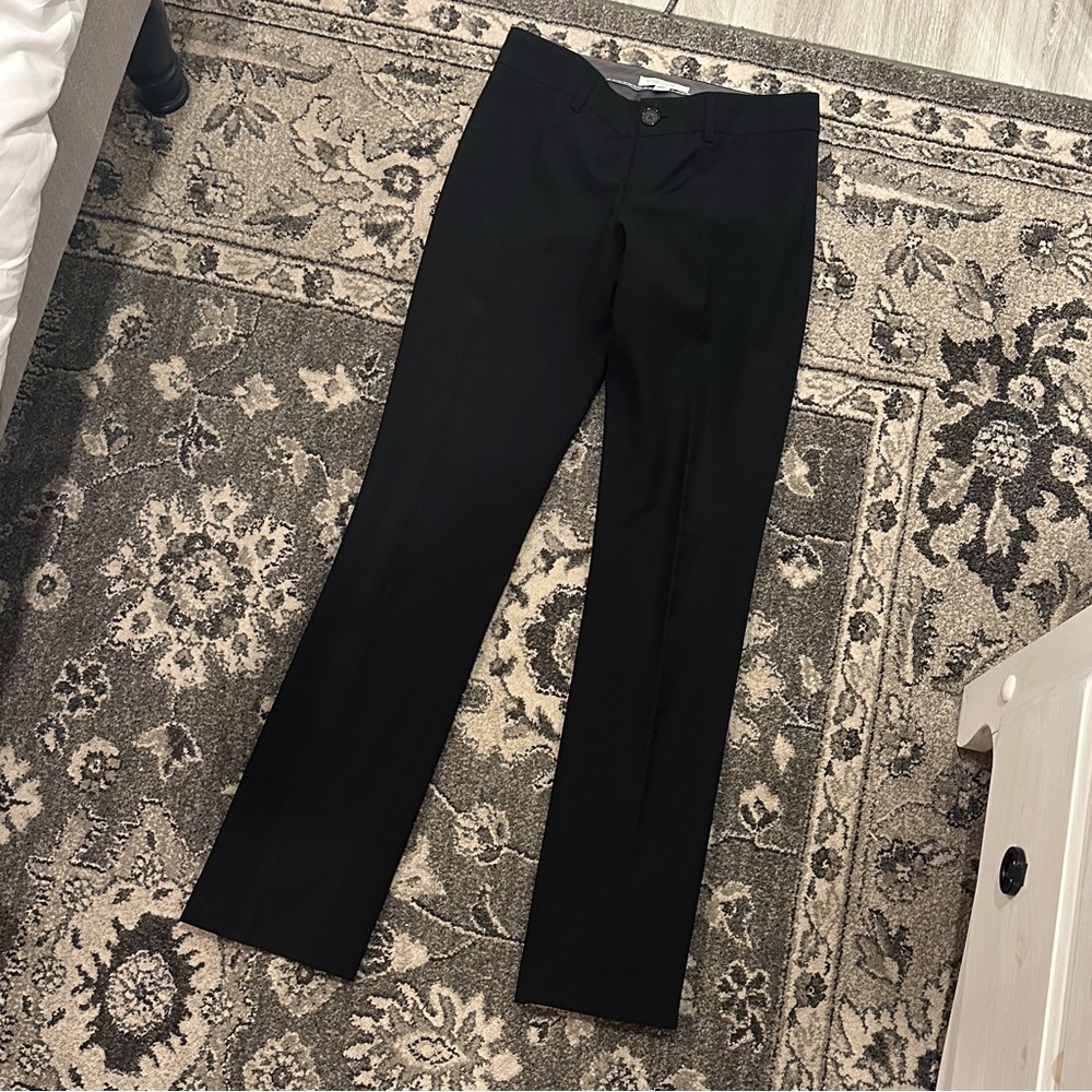Banana Republic The Logan Fit